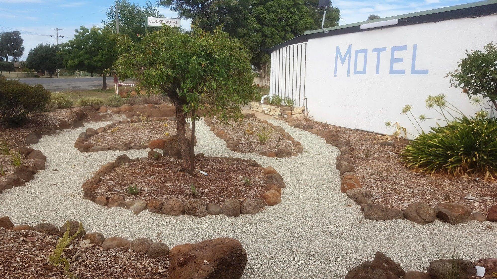 Clunes Motel Exterior photo